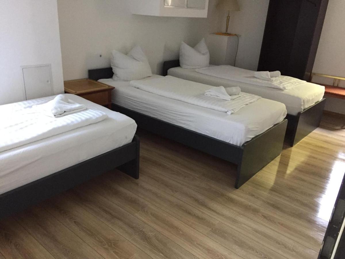 Gz Hostal Bonn